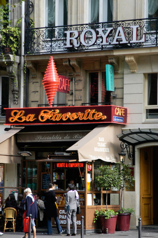 103-ParisCafe