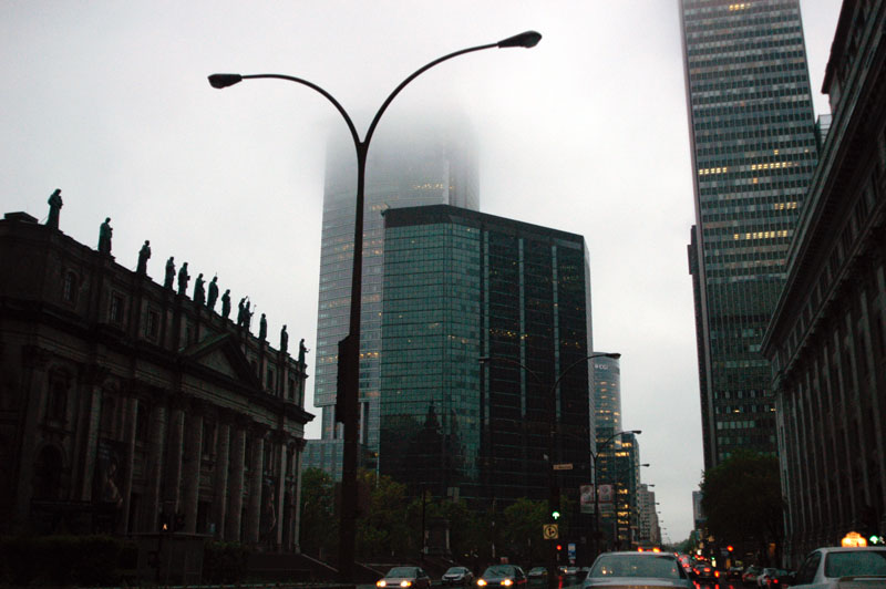 136-StreetAtNightMontreal