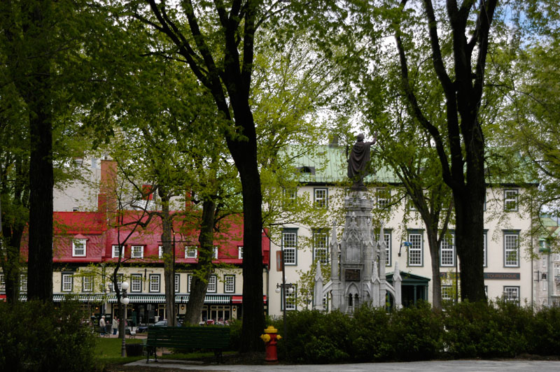 278-PlaceDArmesQuebec